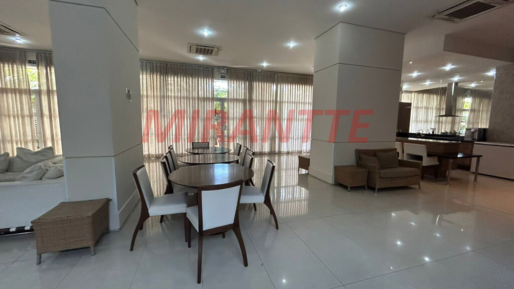 Apartamento de 60m² com 2 quartos em Vila Nova Mazzei