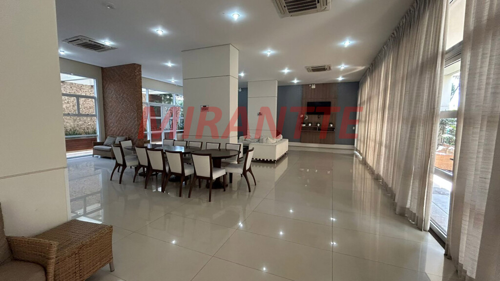 Apartamento de 60m² com 2 quartos em Vila Nova Mazzei