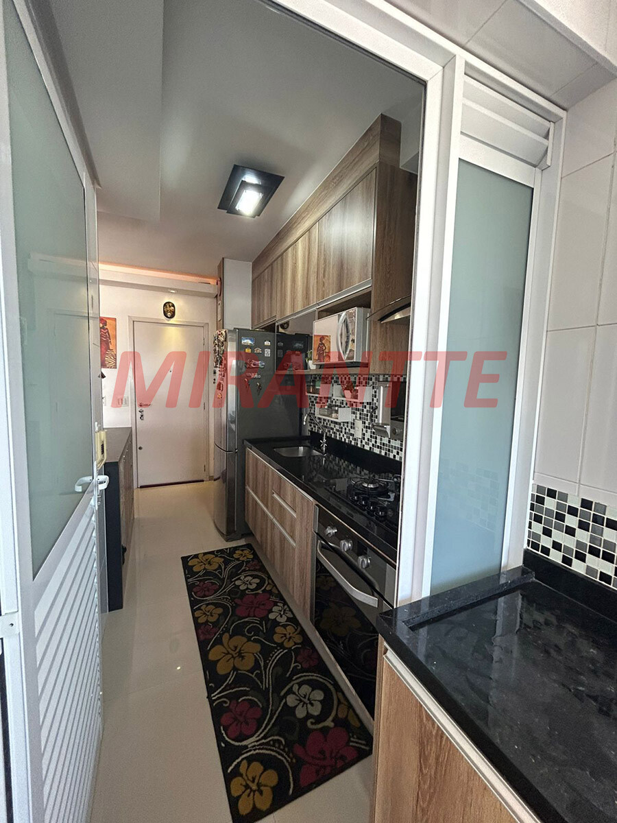 Apartamento de 60m² com 2 quartos em Vila Nova Mazzei
