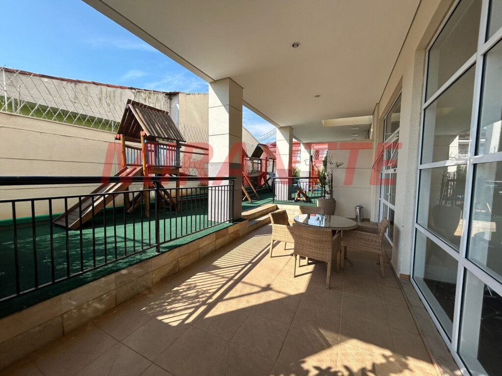 Apartamento de 60m² com 2 quartos em Vila Nova Mazzei