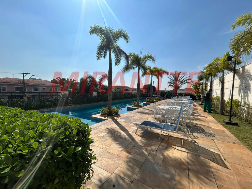 Apartamento de 60m² com 2 quartos em Vila Nova Mazzei
