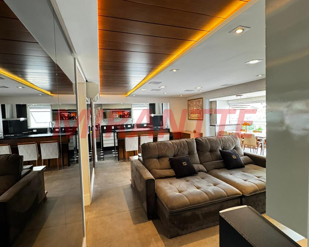 Apartamento de 133m² com 3 quartos em Vila Ester