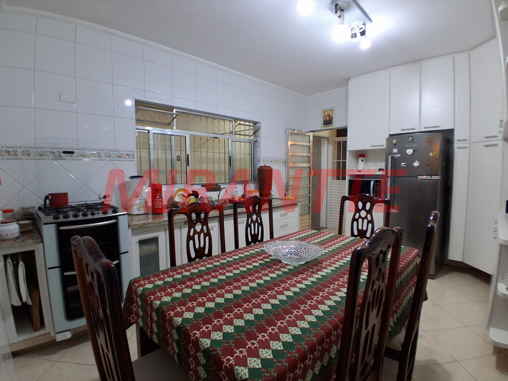 Sobrado de 124m² com 4 quartos em Parada Inglesa