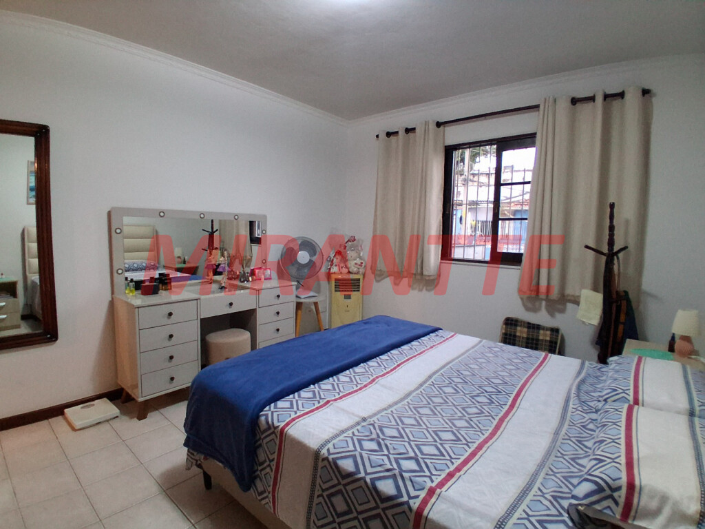 Sobrado de 124m² com 4 quartos em Parada Inglesa