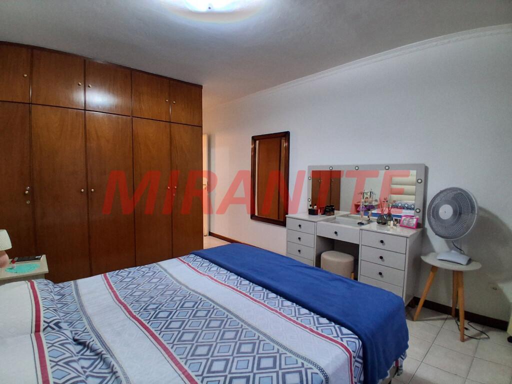 Sobrado de 124m² com 4 quartos em Parada Inglesa