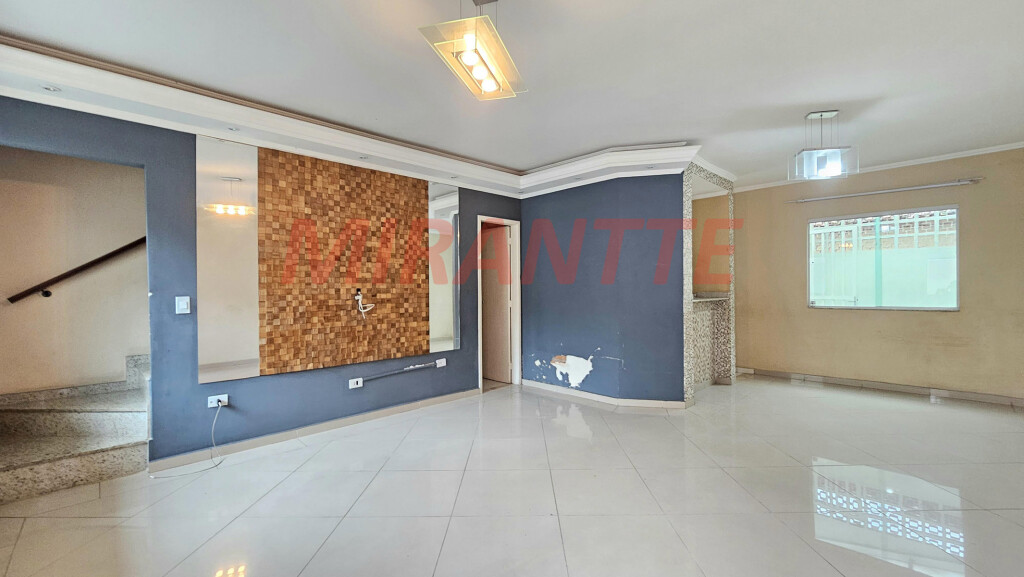 Sobrado de 130m² com 3 quartos em Vila Isolina Mazzei