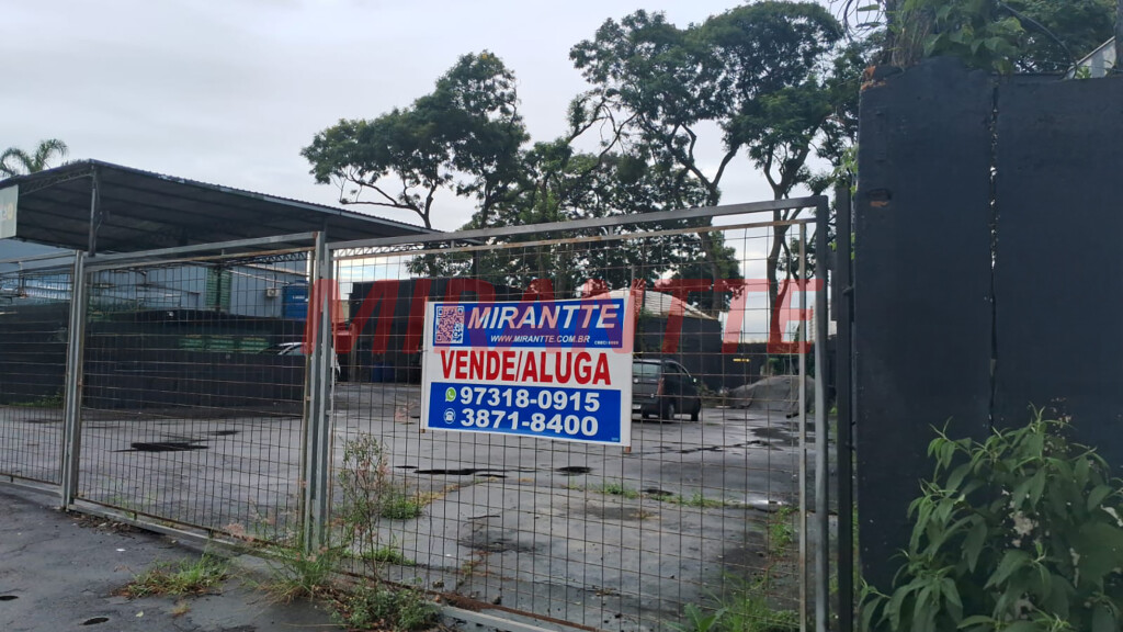 Terreno de 560m² em Alto da Lapa