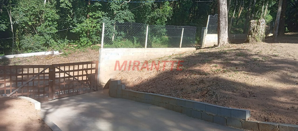 Terreno de 1.17m² em Roseira