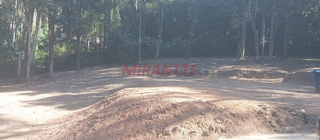 Terreno de 1.17m² em Roseira