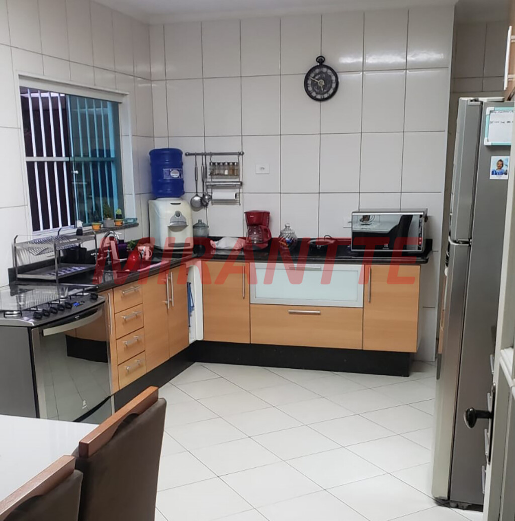 Sobrado de 153m² com 3 quartos em Jaçana
