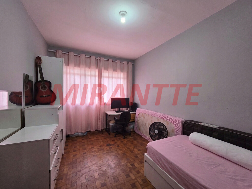 Sobrado de 296m² com 2 quartos em Limão