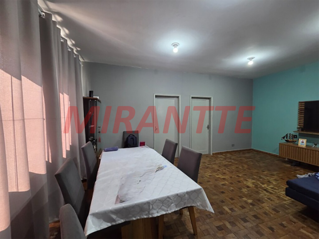 Sobrado de 296m² com 2 quartos em Limão