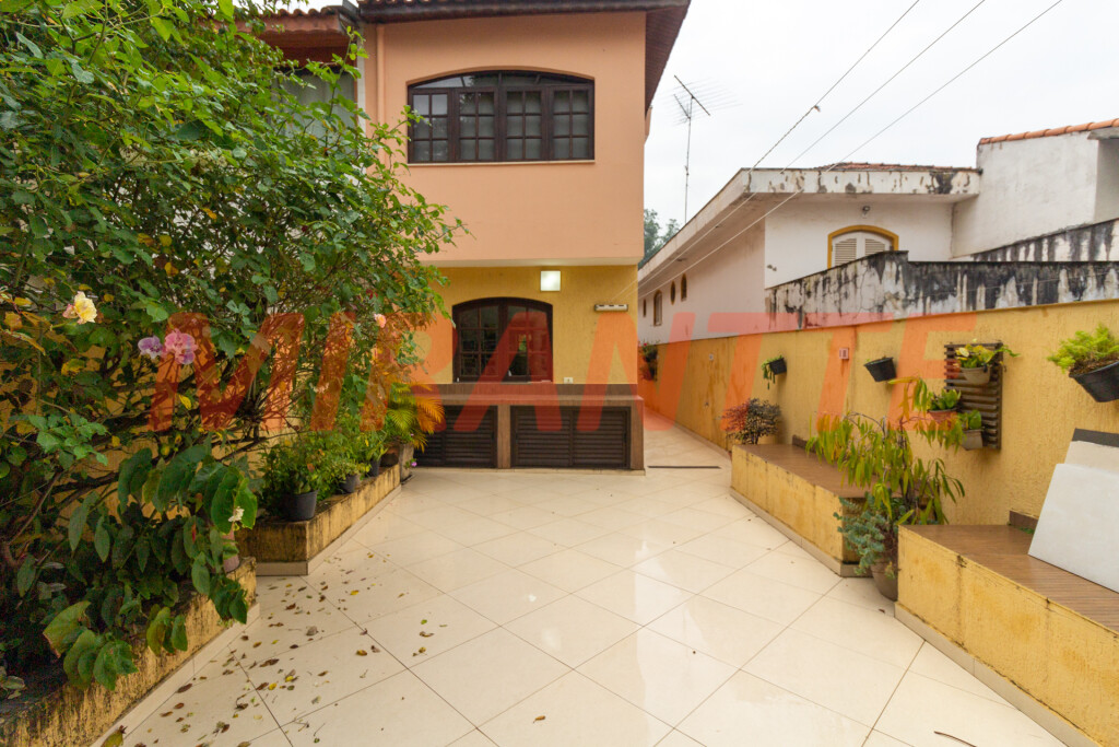 Sobrado com 3 quartos em Vila Albertina