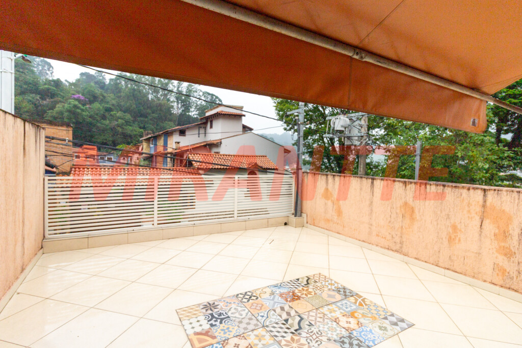 Sobrado com 3 quartos em Vila Albertina