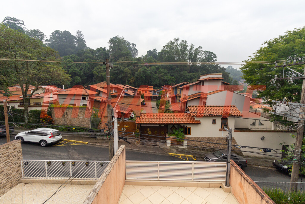 Sobrado com 3 quartos em Vila Albertina