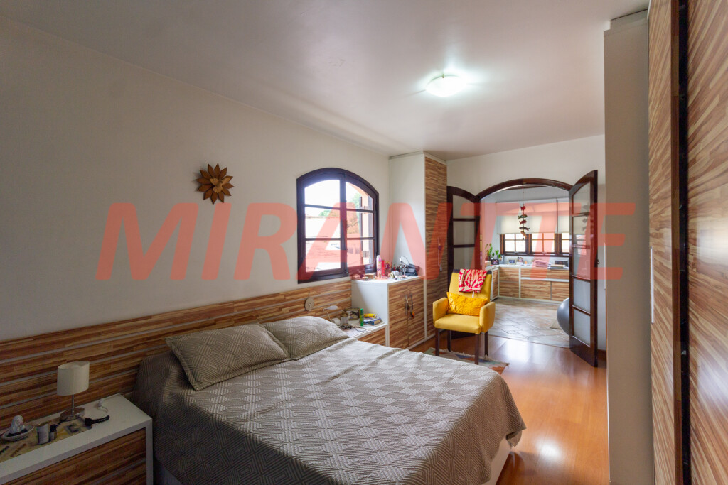 Sobrado com 3 quartos em Vila Albertina