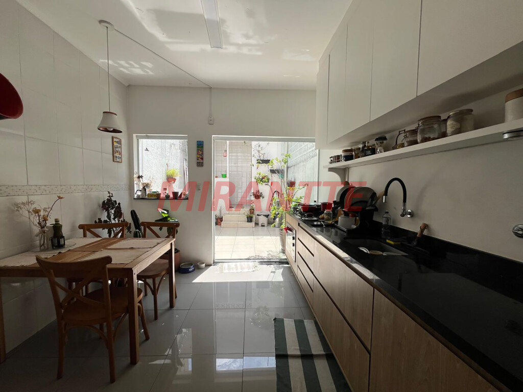 Sobrado de 102m² com 2 quartos em Parque Mandaqui