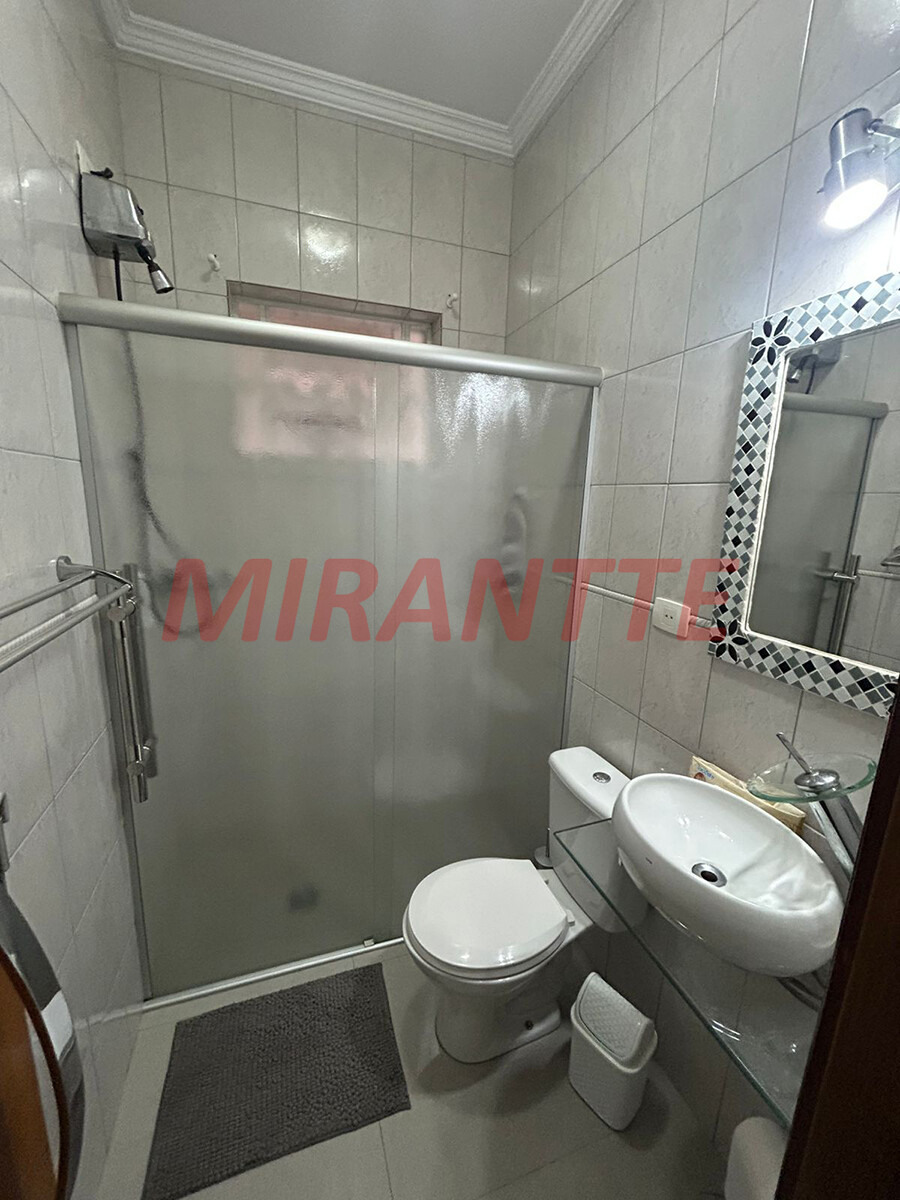 Sobrado de 270m² com 3 quartos em Chora Menino