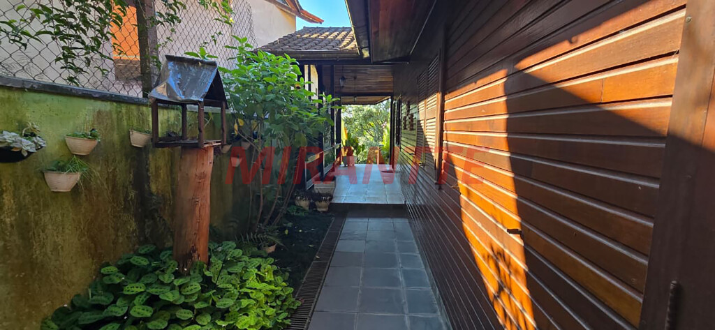 Casa terrea de 350m² com 2 quartos em Samambaia