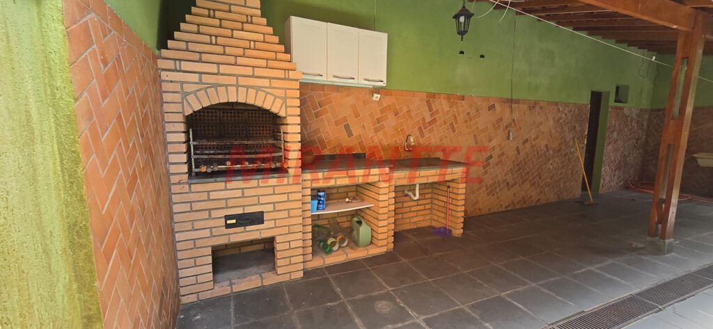 Casa terrea de 350m² com 2 quartos em Samambaia