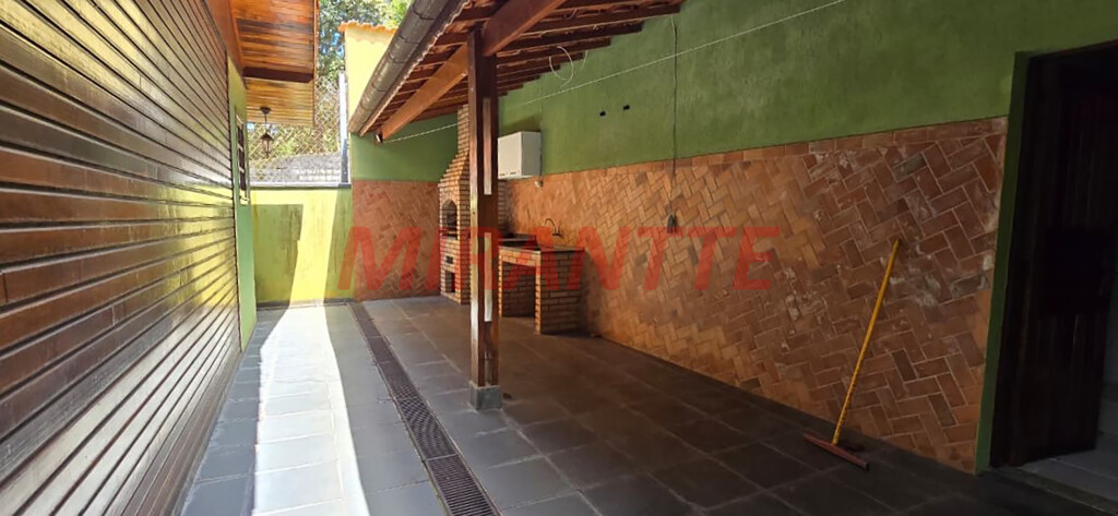 Casa terrea de 350m² com 2 quartos em Samambaia