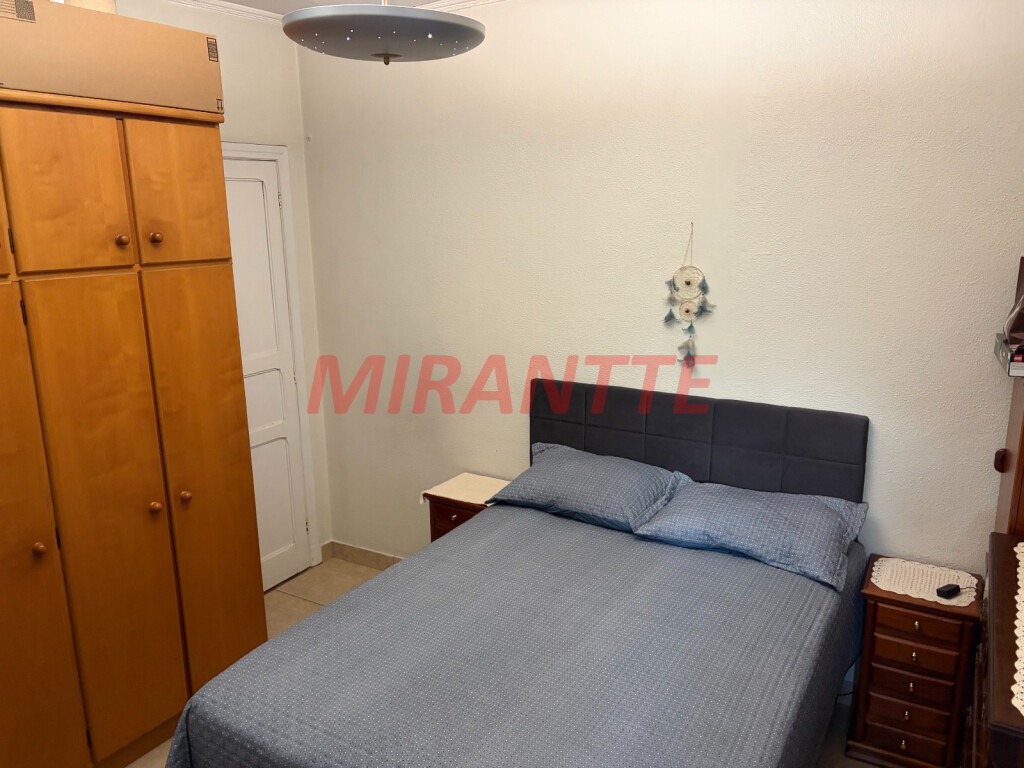 Sobrado de 560m² com 4 quartos em Santana