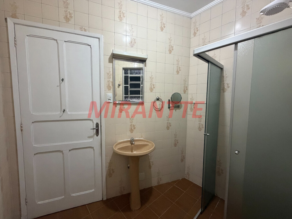 Sobrado de 560m² com 4 quartos em Santana