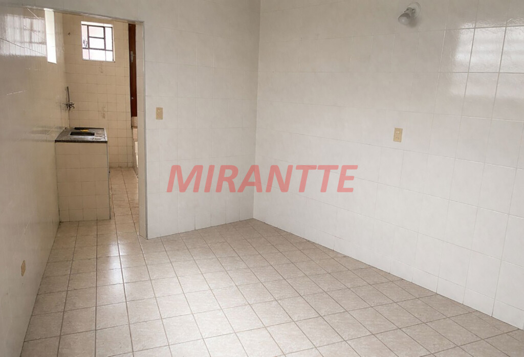 Sobrado de 560m² com 4 quartos em Santana