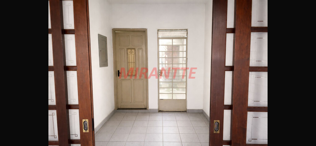Sobrado de 560m² com 4 quartos em Santana
