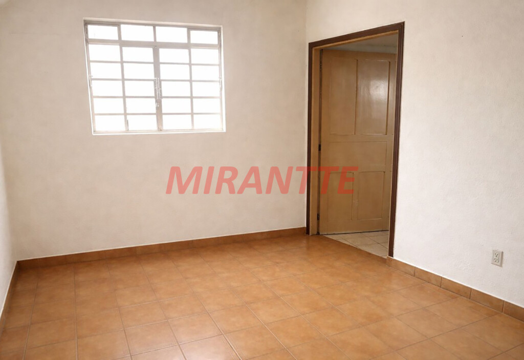 Sobrado de 560m² com 4 quartos em Santana