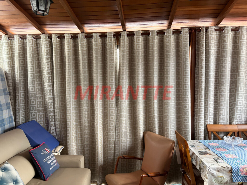 Sobrado de 560m² com 4 quartos em Santana