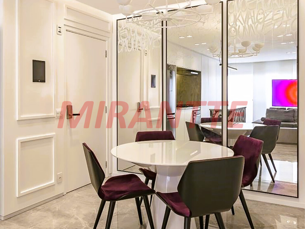Apartamento de 63m² com 2 quartos em Perdizes