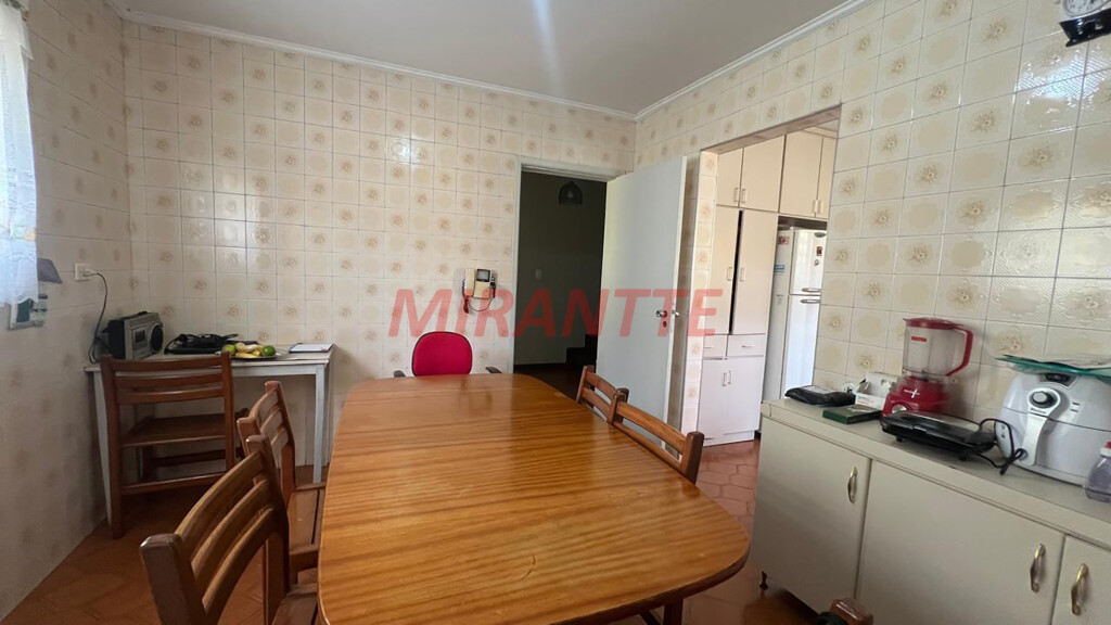 Sobrado de 218m² com 3 quartos em Lauzane Paulista
