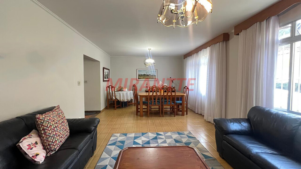 Sobrado de 218m² com 3 quartos em Lauzane Paulista