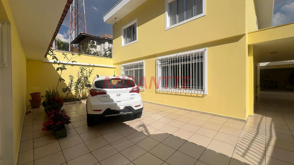 Sobrado de 218m² com 3 quartos em Lauzane Paulista