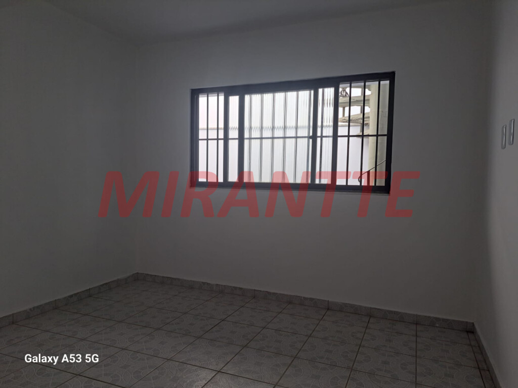 Sobrado de 207m² com 4 quartos em Santana
