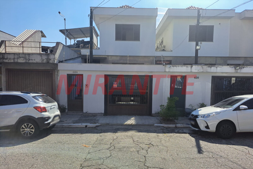 Sobrado de 207m² com 4 quartos em Santana