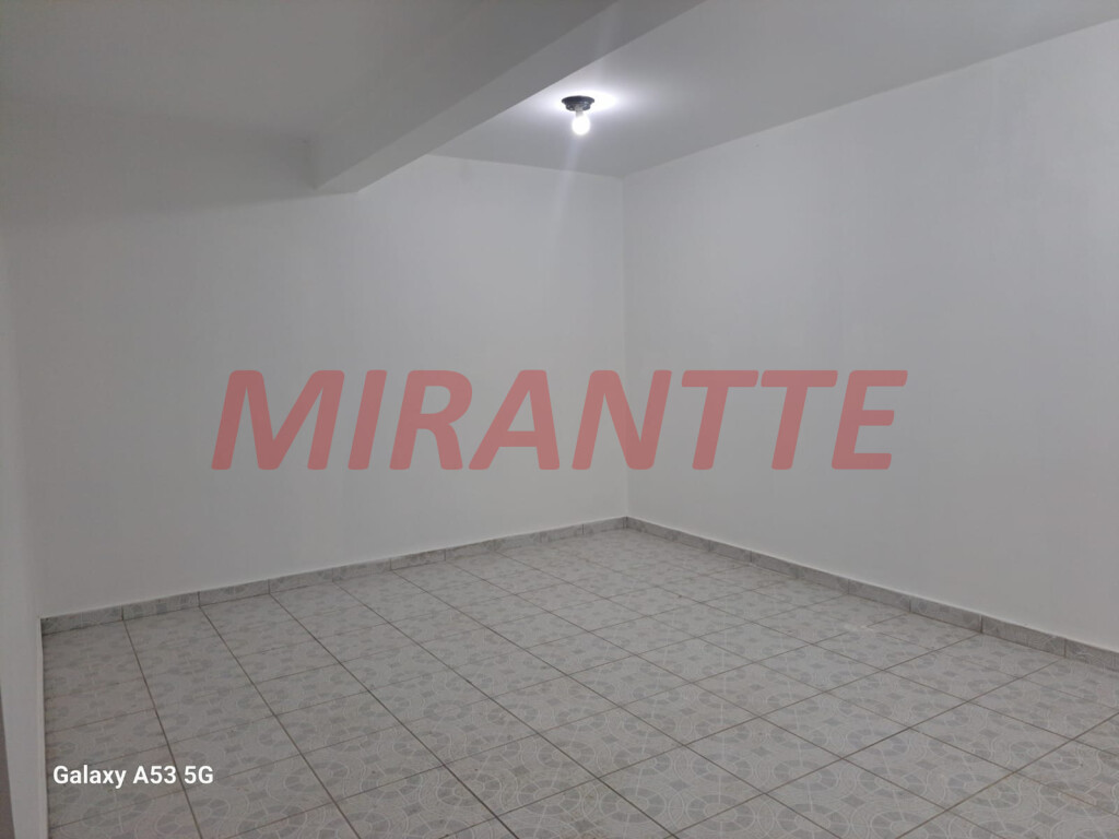 Sobrado de 207m² com 4 quartos em Santana