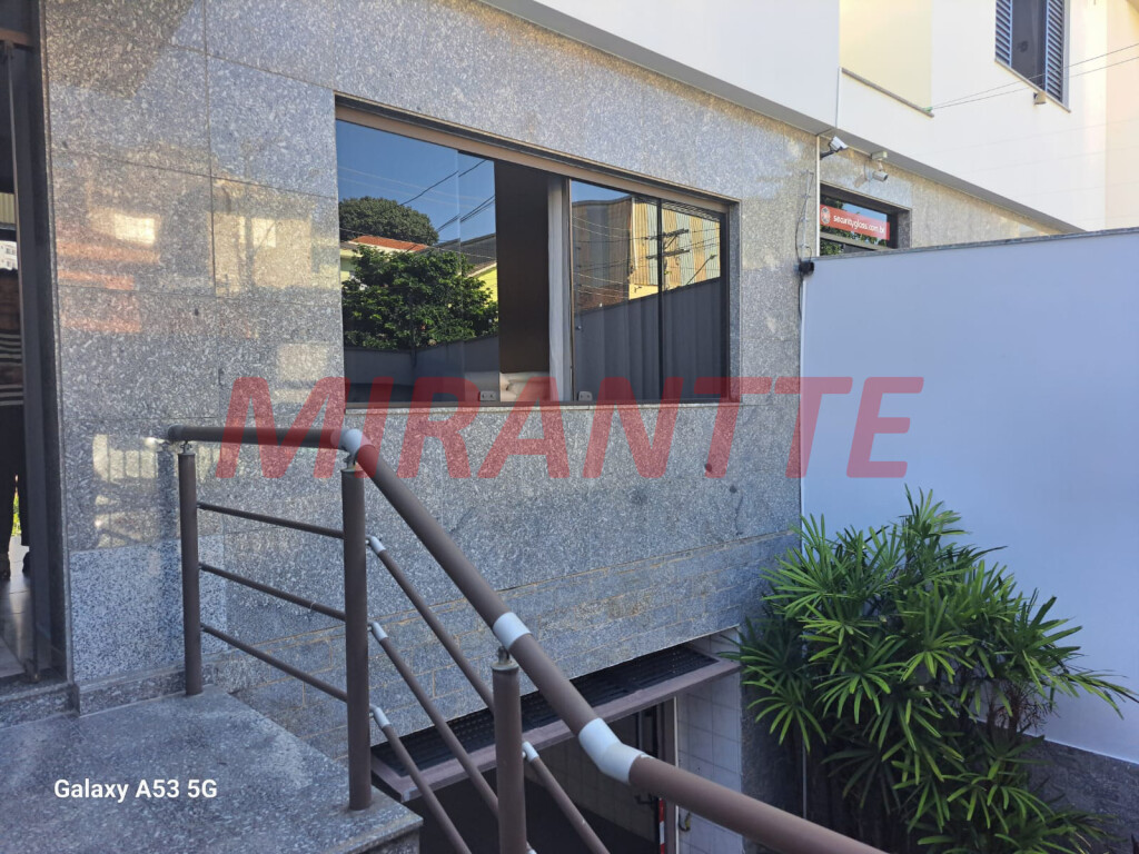 Sobrado de 207m² com 4 quartos em Santana