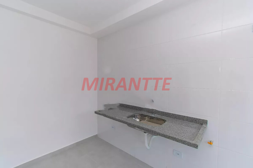 Apartamento de 32m² com 1 quartos em Vila Ema