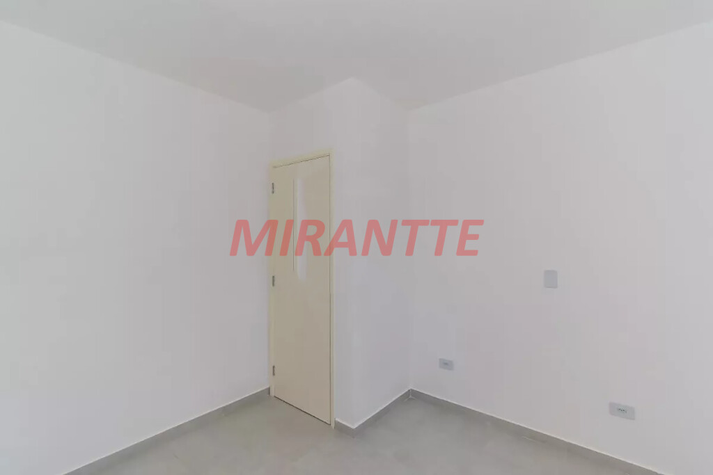 Apartamento de 32m² com 1 quartos em Vila Ema