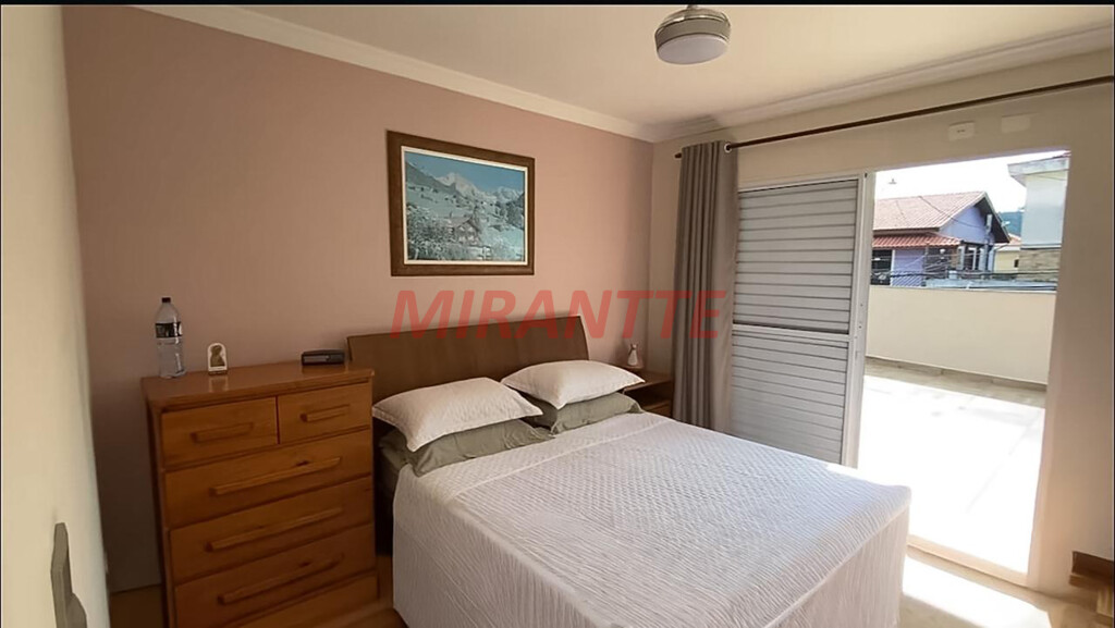 Sobrado de 122m² com 3 quartos em Parque Casa De Pedra
