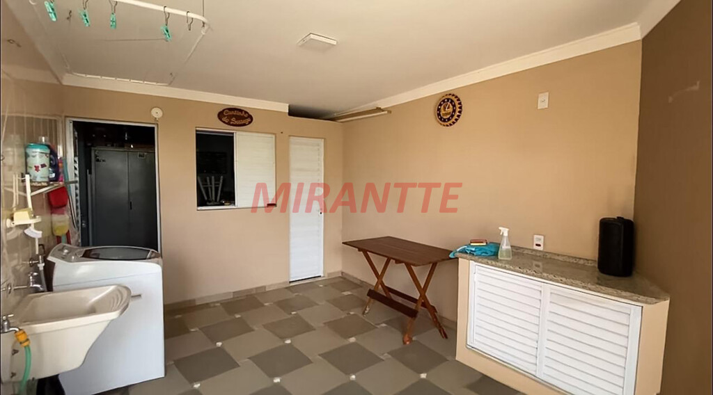 Sobrado de 122m² com 3 quartos em Parque Casa De Pedra