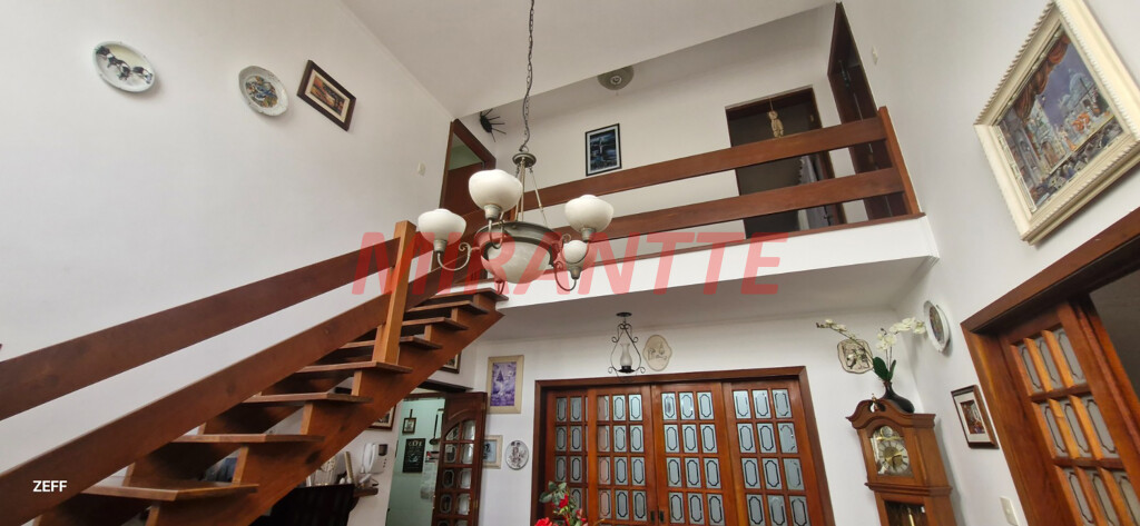 Sobrado com 5 quartos em Vila Albertina