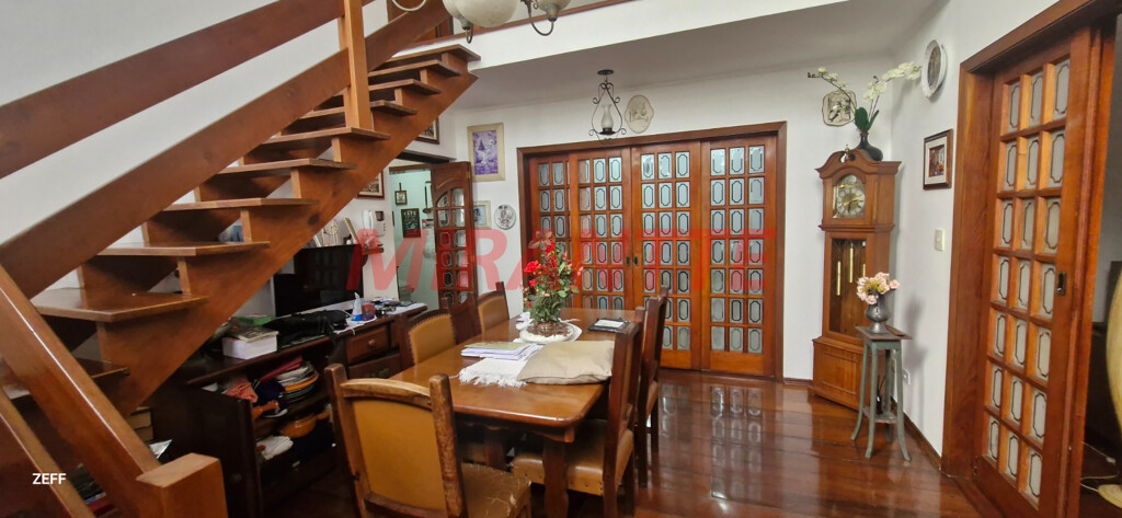 Sobrado com 5 quartos em Vila Albertina