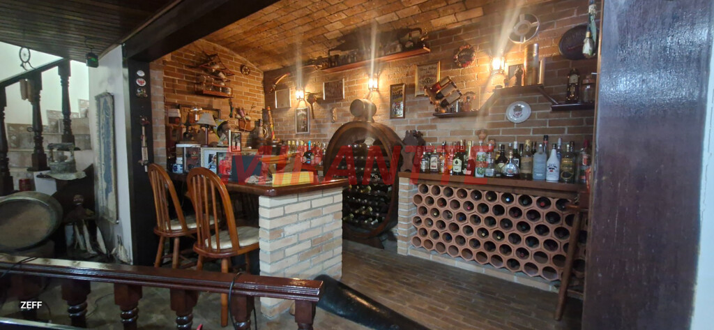 Sobrado com 5 quartos em Vila Albertina