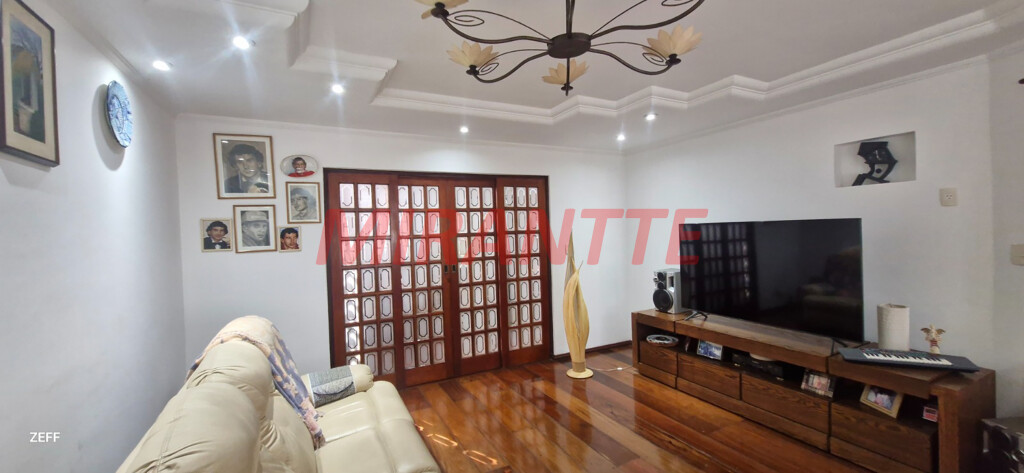 Sobrado com 5 quartos em Vila Albertina