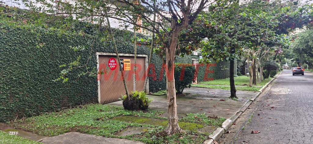 Sobrado com 5 quartos em Vila Albertina