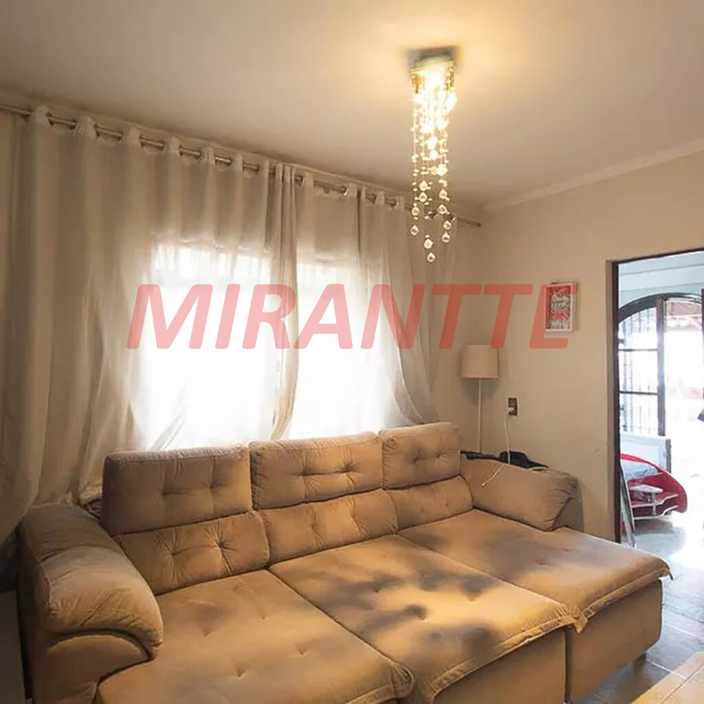 Sobrado de 270m² com 4 quartos em Vila Medeiros