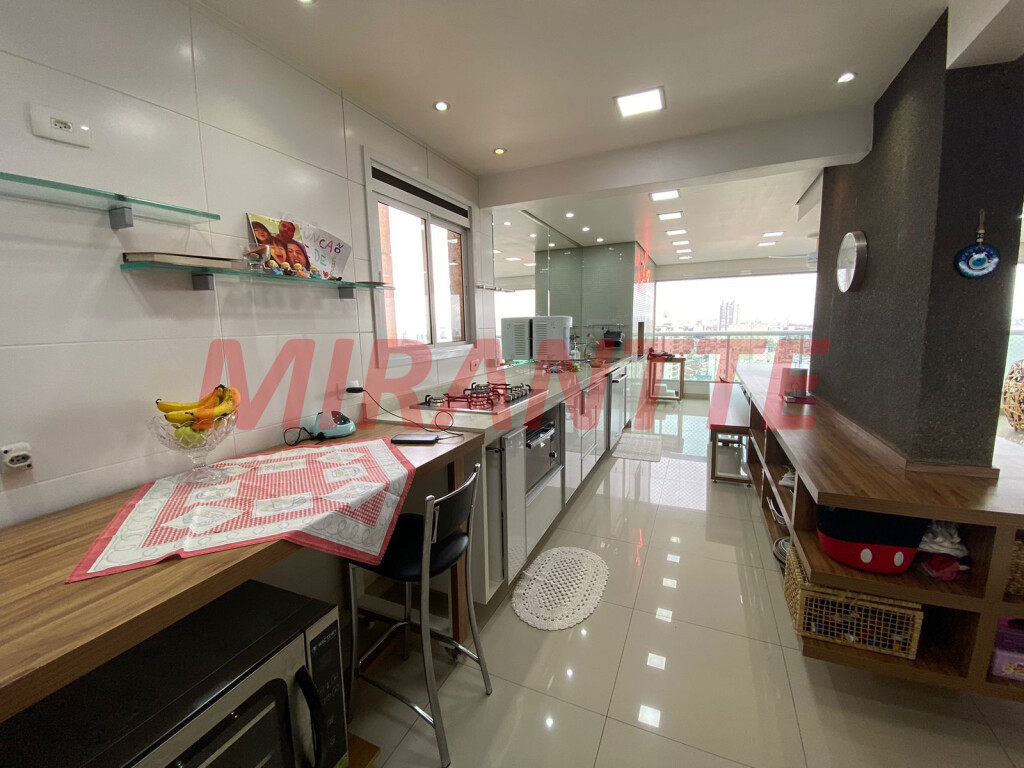 Apartamento de 139m² com 3 quartos em Santa Teresinha